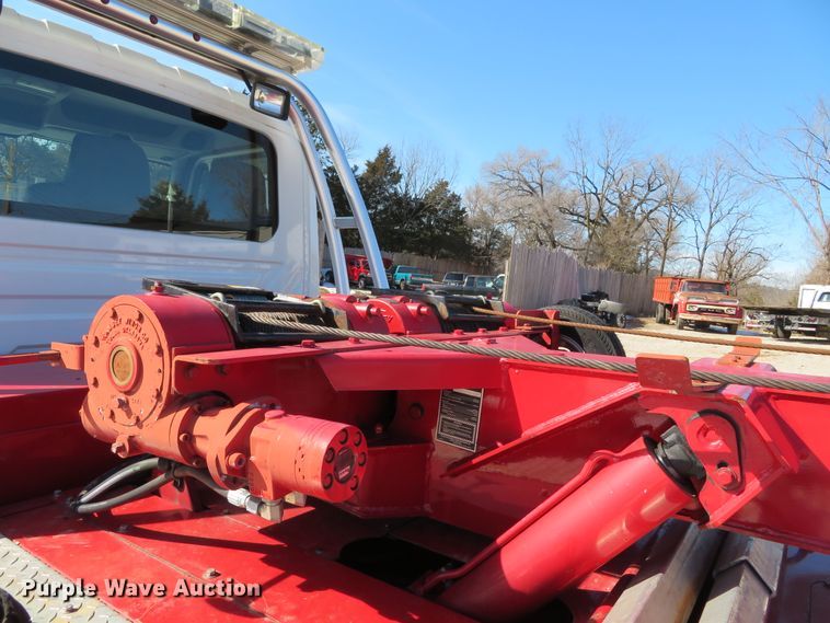 image for item DH0654 2011 International DuraStar 4300  tow truck