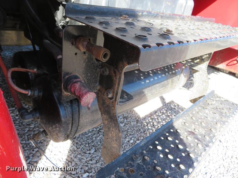 image for item DH0654 2011 International DuraStar 4300  tow truck