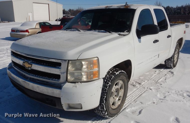 image for item DI3690 2007 Chevrolet Silverado 1500  Crew Cab pickup truck