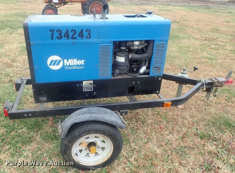 image for item DI7362 Miller Trailblazer 301D welder/generator