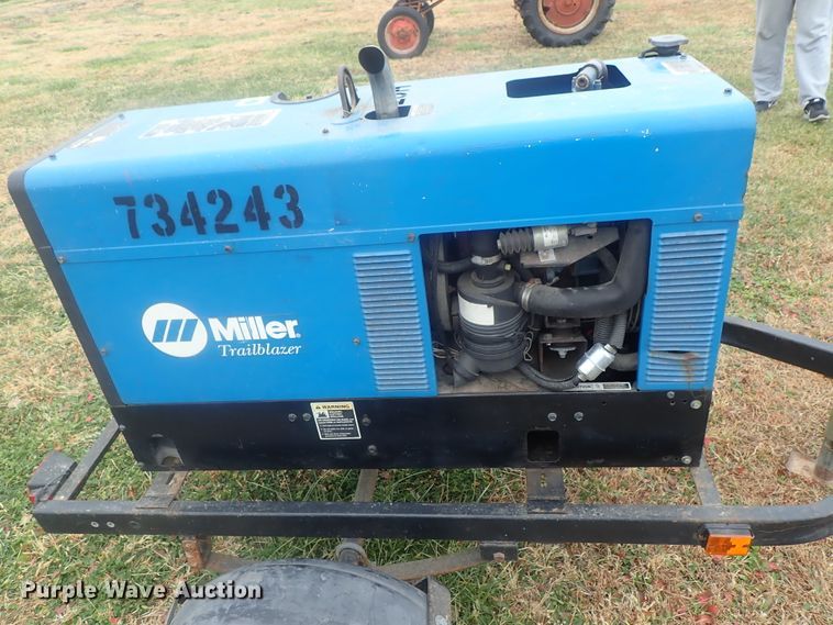image for item DI7362 Miller Trailblazer 301D welder/generator