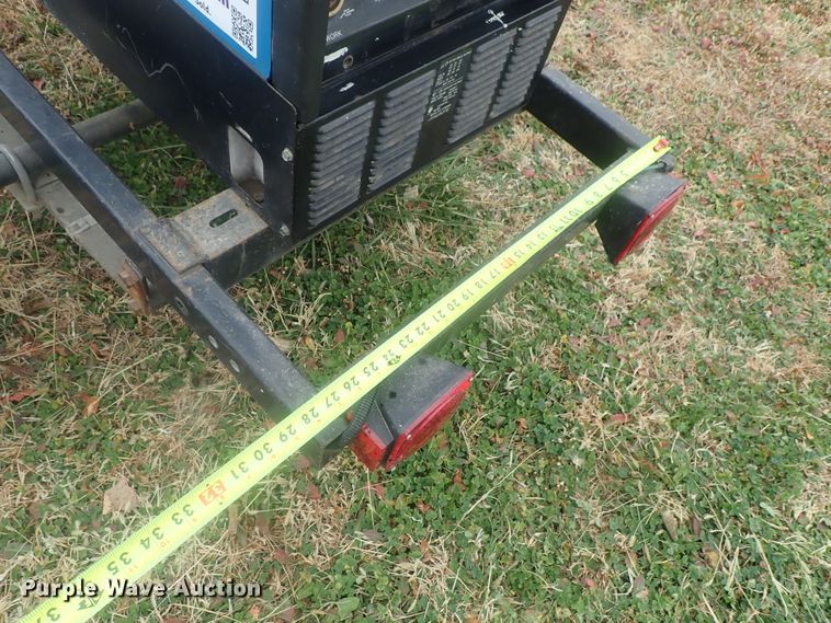 image for item DI7362 Miller Trailblazer 301D welder/generator