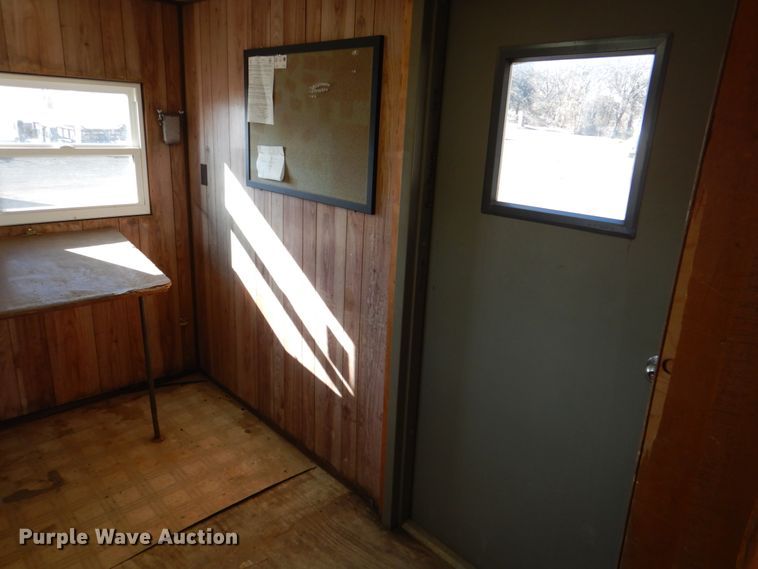 image for item DJ0374 1992 Action Mobile Industries RS3010 office trailer