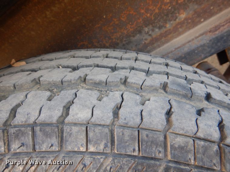 image for item DJ0374 1992 Action Mobile Industries RS3010 office trailer