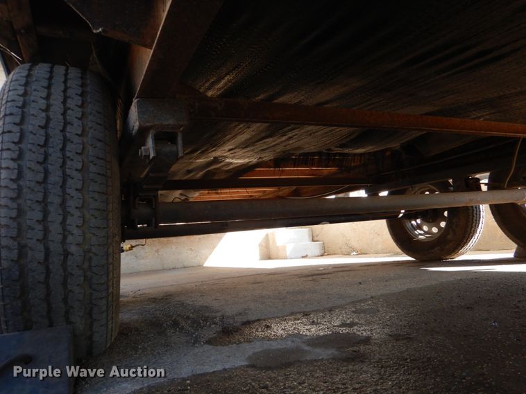 image for item DJ0374 1992 Action Mobile Industries RS3010 office trailer