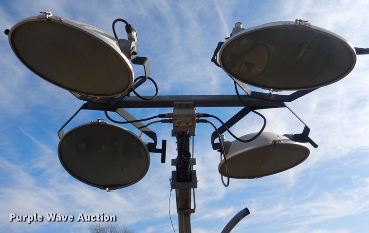 image for item DJ0375 2012 Warren Power Systems WCW204MH/RV  light plant