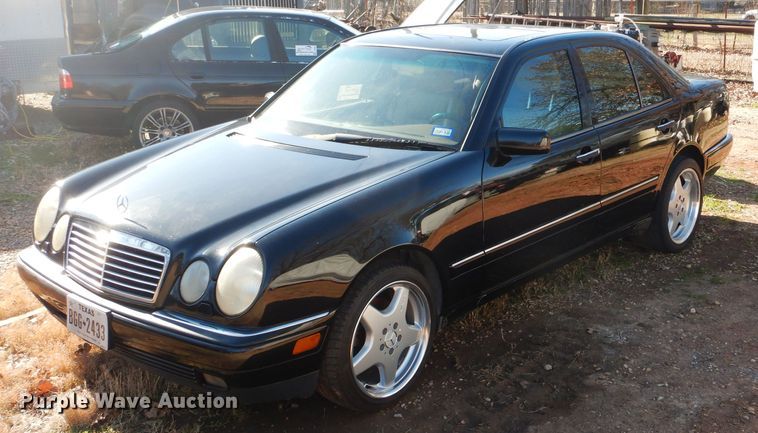 image for item DJ0509 1997 Mercedes Benz E420