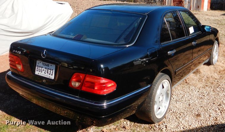 image for item DJ0509 1997 Mercedes Benz E420