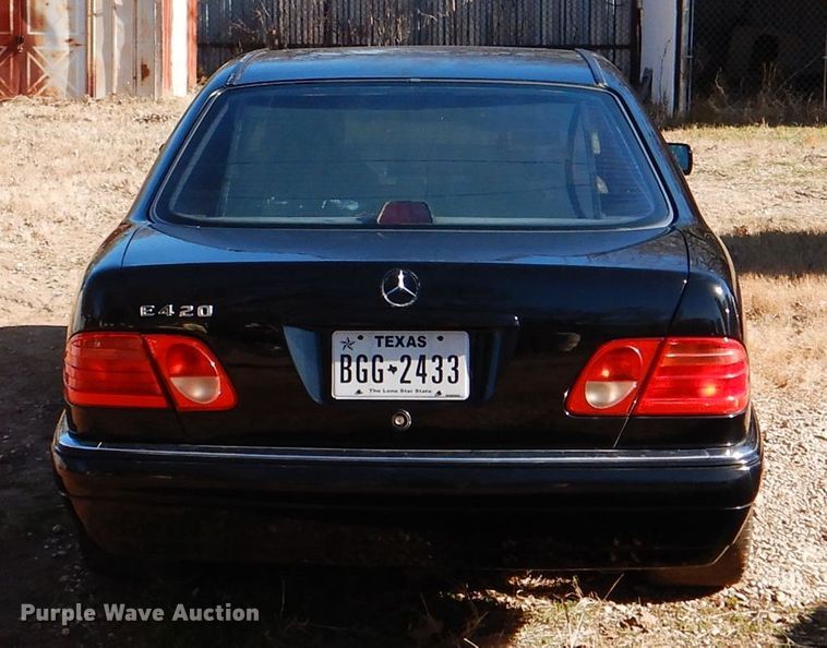 image for item DJ0509 1997 Mercedes Benz E420