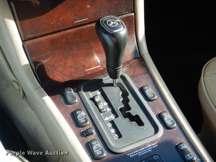 image for item DJ0509 1997 Mercedes Benz E420