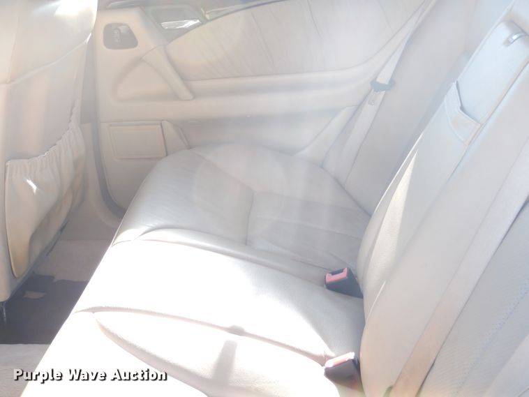 image for item DJ0509 1997 Mercedes Benz E420