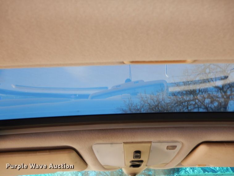 image for item DJ0509 1997 Mercedes Benz E420