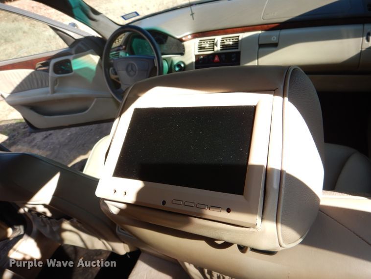 image for item DJ0509 1997 Mercedes Benz E420