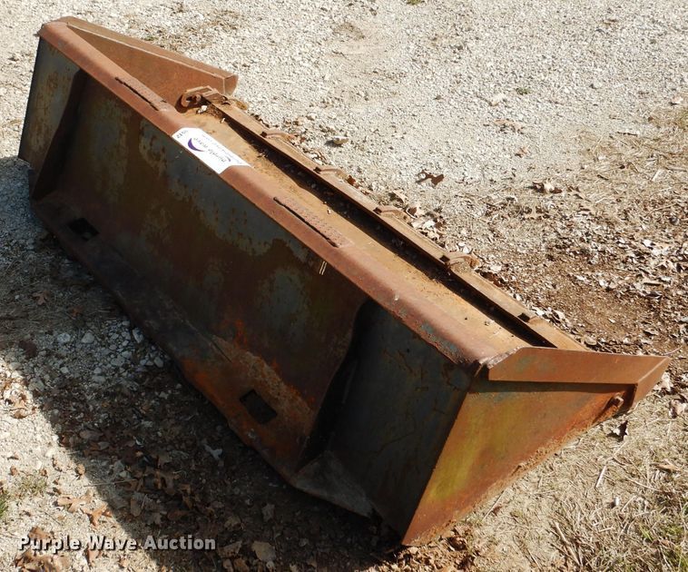 image for item DJ0512 Skid steer bucket