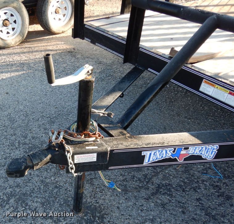 image for item DJ7252 2017 Texas Bragg utility trailer