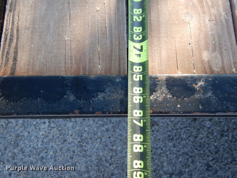 image for item DJ7252 2017 Texas Bragg utility trailer