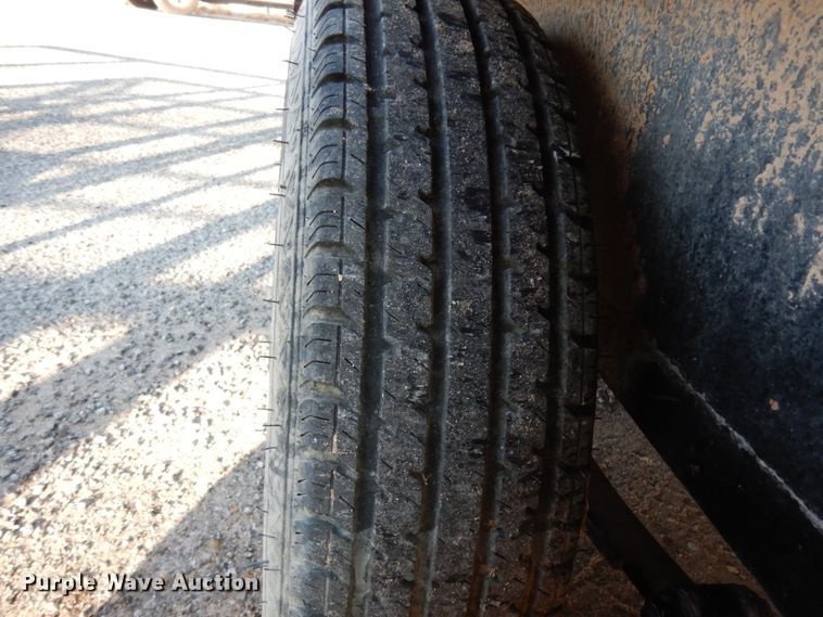 image for item DJ7253 2017 Texas Bragg utility trailer