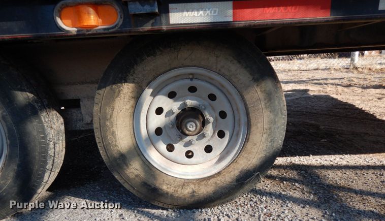 image for item DJ7258 2017 Maxey steel dump trailer