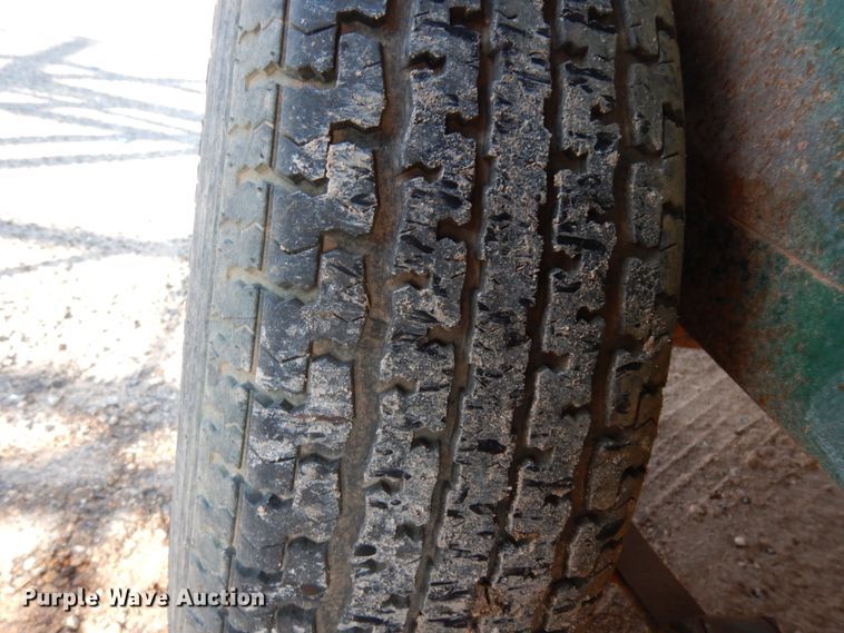 image for item DJ7261 2000 Tex Mex utility trailer