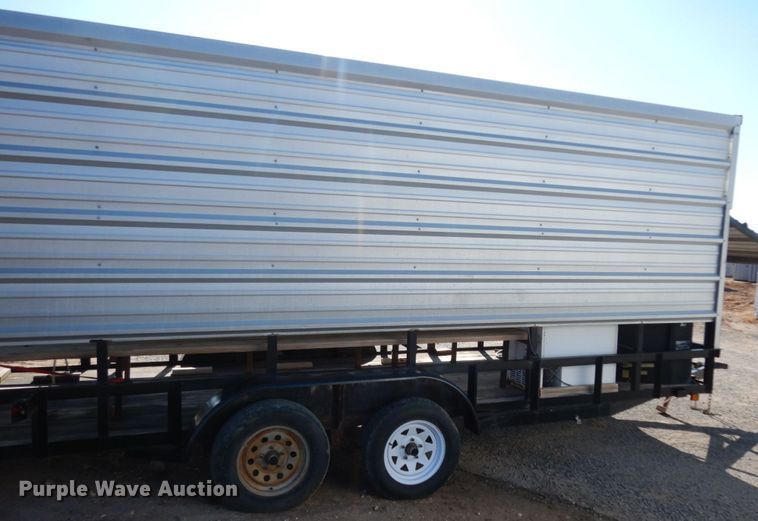 image for item DJ7264 2012 C&M cooling trailer