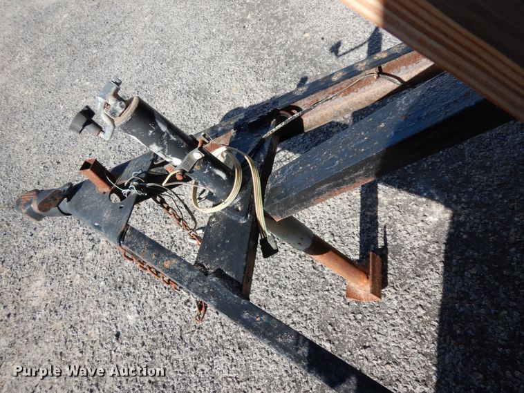 image for item DJ7264 2012 C&M cooling trailer