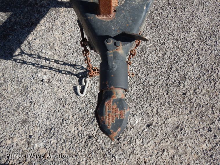 image for item DJ7264 2012 C&M cooling trailer