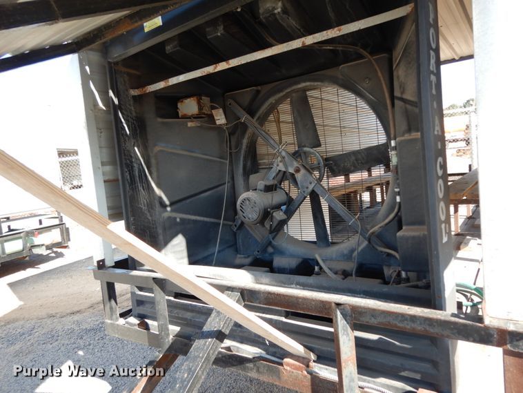 image for item DJ7264 2012 C&M cooling trailer