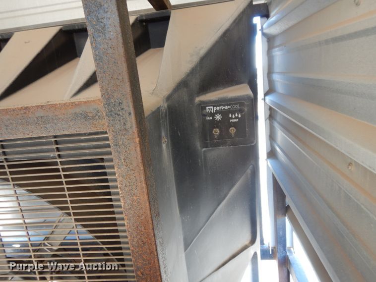 image for item DJ7264 2012 C&M cooling trailer