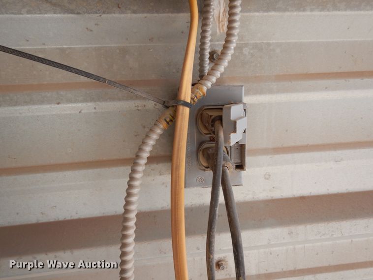 image for item DJ7264 2012 C&M cooling trailer