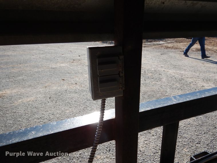 image for item DJ7264 2012 C&M cooling trailer