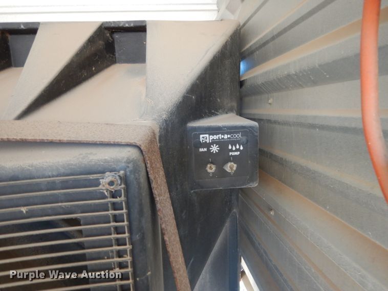 image for item DJ7265 2012 Carry-On cooling trailer