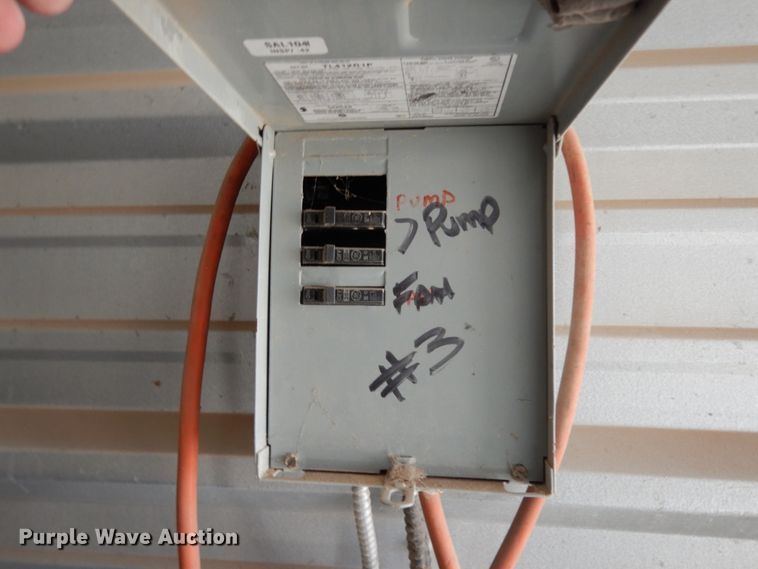 image for item DJ7265 2012 Carry-On cooling trailer