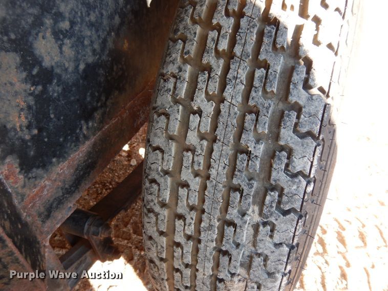 image for item DJ7265 2012 Carry-On cooling trailer