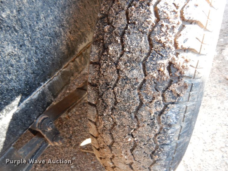 image for item DJ7268 2016 Texas Bragg utility trailer