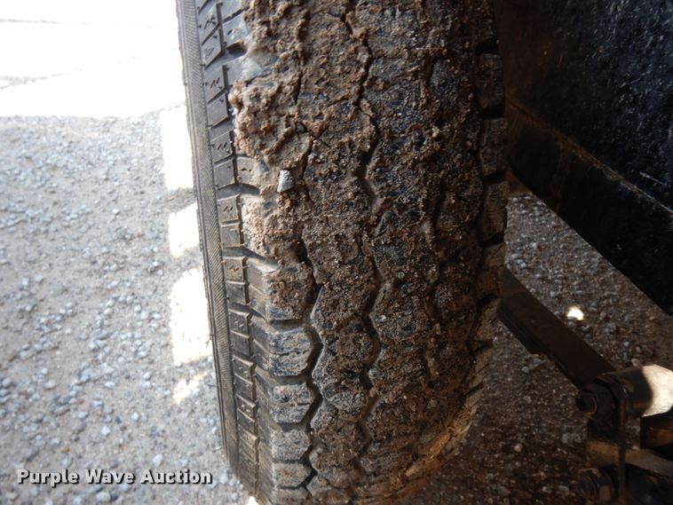 image for item DJ7268 2016 Texas Bragg utility trailer