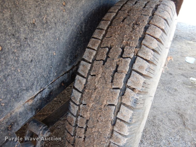 image for item DJ7269 2016 Texas Bragg utility trailer