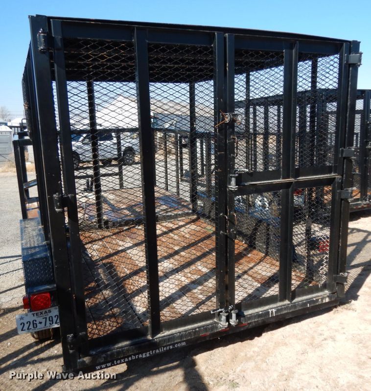 image for item DJ7271 2017 Texas Bragg utility trailer