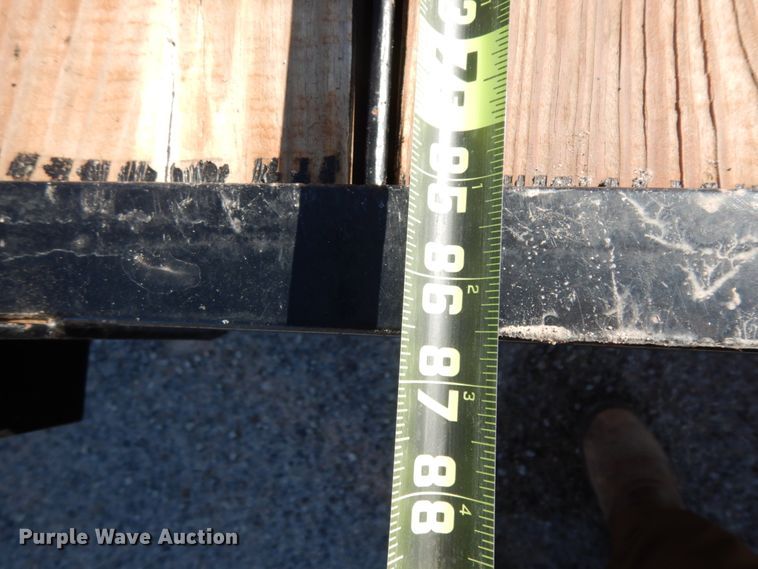 image for item DJ7271 2017 Texas Bragg utility trailer