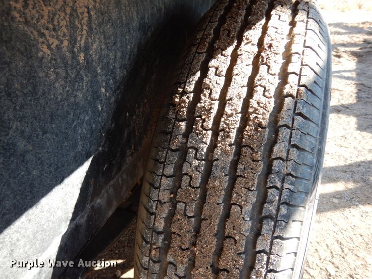 image for item DJ7271 2017 Texas Bragg utility trailer