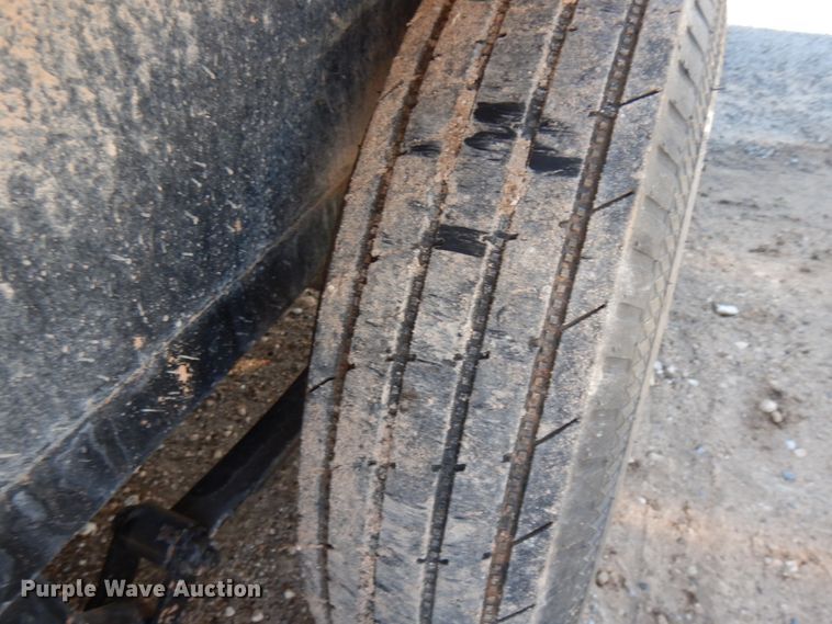 image for item DJ7276 2016 Texas Bragg utility trailer