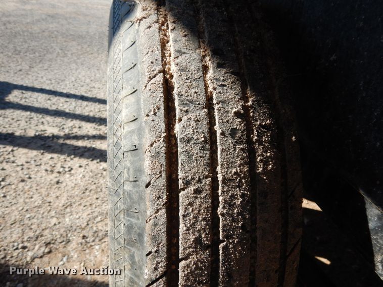 image for item DJ7276 2016 Texas Bragg utility trailer