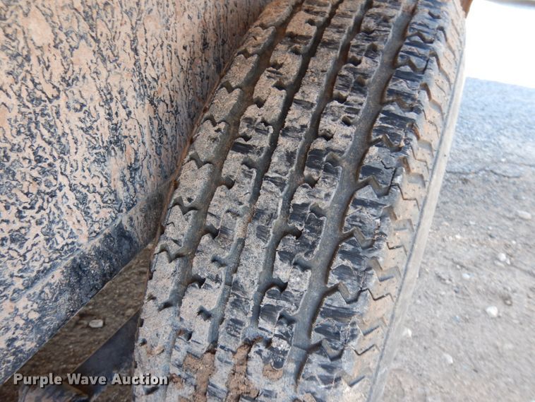 image for item DJ7277 2017 Texas Bragg utility trailer