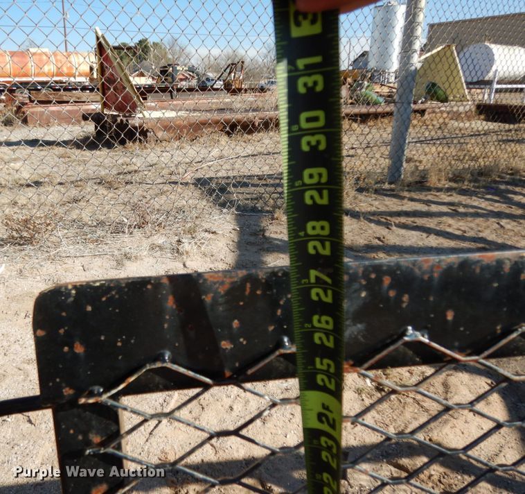 image for item DJ7283 2016 Texas Bragg utility trailer