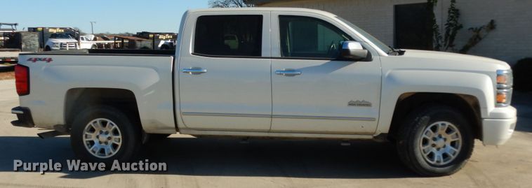 image for item DJ8096 2014 Chevrolet Silverado 1500  Crew Cab pickup truck