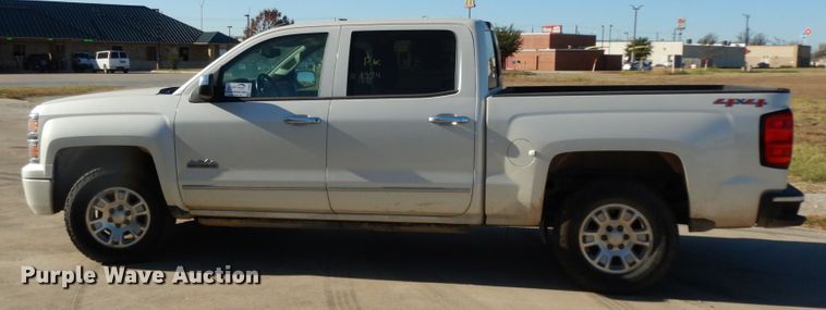 image for item DJ8096 2014 Chevrolet Silverado 1500  Crew Cab pickup truck