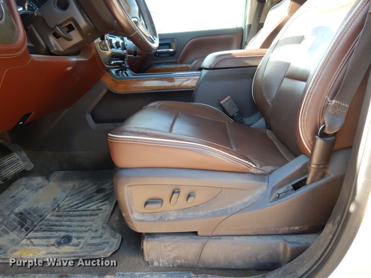 image for item DJ8096 2014 Chevrolet Silverado 1500  Crew Cab pickup truck