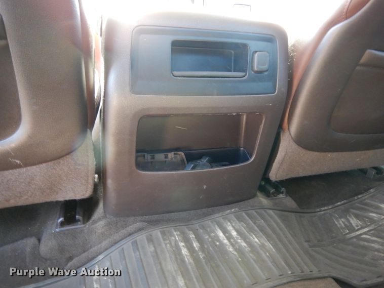 image for item DJ8096 2014 Chevrolet Silverado 1500  Crew Cab pickup truck