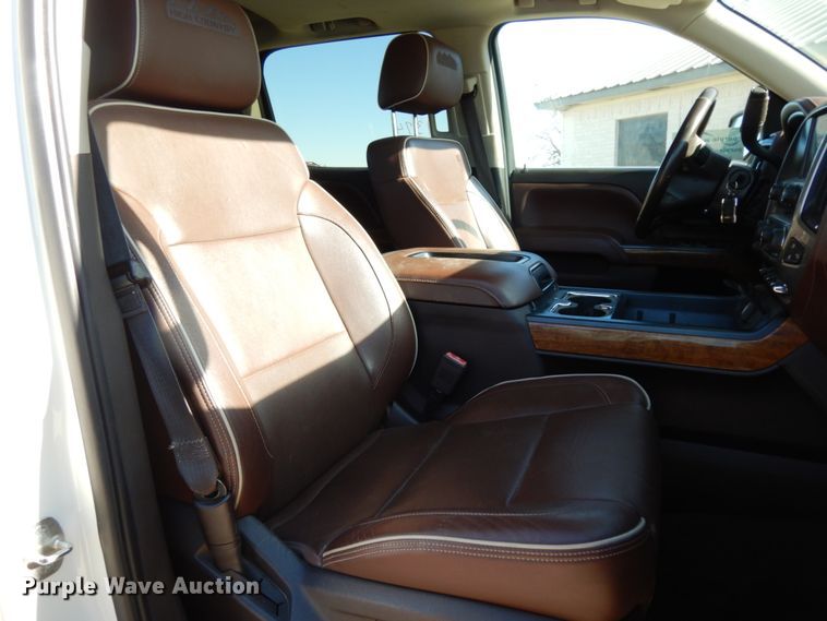 image for item DJ8096 2014 Chevrolet Silverado 1500  Crew Cab pickup truck