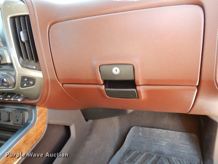 image for item DJ8096 2014 Chevrolet Silverado 1500  Crew Cab pickup truck