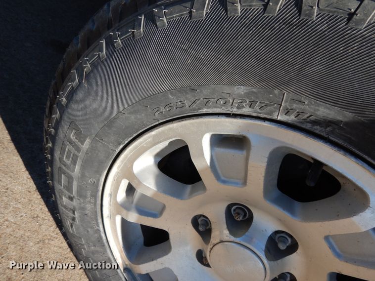 image for item DJ8096 2014 Chevrolet Silverado 1500  Crew Cab pickup truck